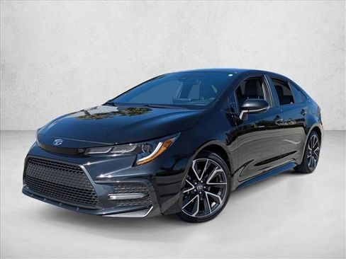 Certified 2022 Toyota Corolla SE image 1