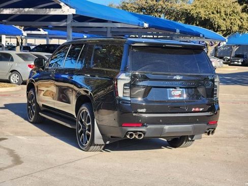 Used 2025 Chevrolet Suburban RST w/ Comfort Package image 3