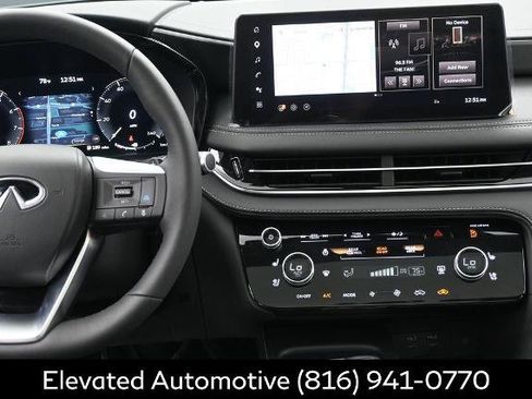 Certified 2026 INFINITI QX60 Luxe w/ Cargo Package AWD/4WD image 14