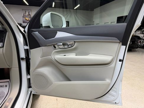 Used 2024 Volvo XC90 B5 Core AWD/4WD image 35