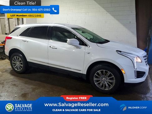 Used 2018 Cadillac XT5 Luxury w/ Driver Awareness Package FWD image 5