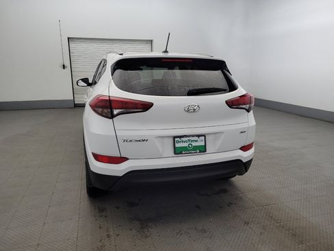 Used 2017 Hyundai Tucson SE image 6