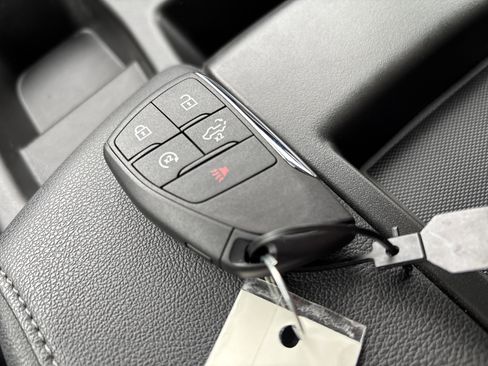 Used 2024 Chevrolet Silverado 1500 Custom Trail Boss w/ LPO, Dark Essentials Package image 31