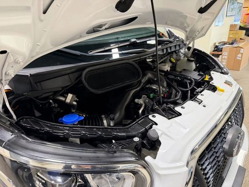 Used 2023 Ford Transit 350 XLT image 51