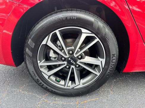 Certified 2024 Kia Forte LXS image 17