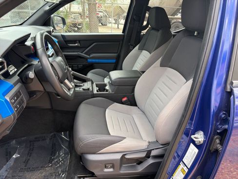 Used 2024 Toyota Tacoma TRD Sport image 23