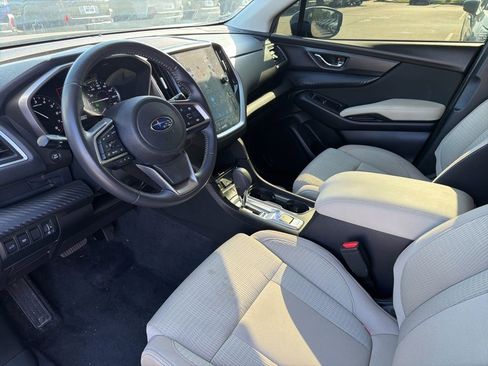 Used 2024 Subaru Ascent Premium w/ Convenience Package AWD/4WD image 4