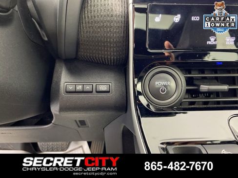 Used 2023 Toyota bZ4X XLE w/ Weather Package AWD/4WD image 17