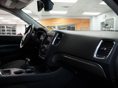 Used 2018 Dodge Durango SXT w/ 3rd Row Seating Group image 29
