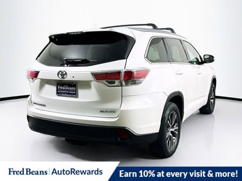 Used 2016 Toyota Highlander XLE AWD/4WD image 7
