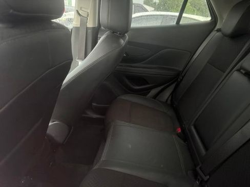 Used 2022 Buick Encore Preferred w/ Safety Package AWD/4WD image 17