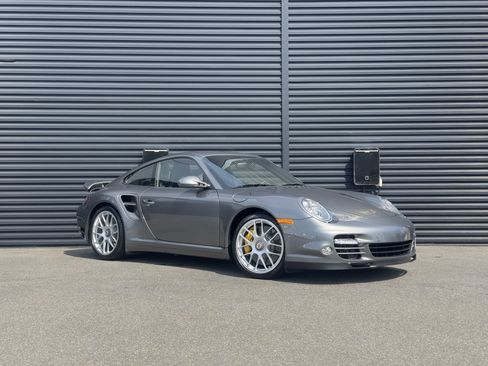 Used 2012 Porsche 911 Edition 918 Spyder image 10