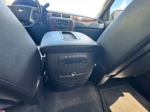 Used 2013 Chevrolet Tahoe LT AWD/4WD image 19