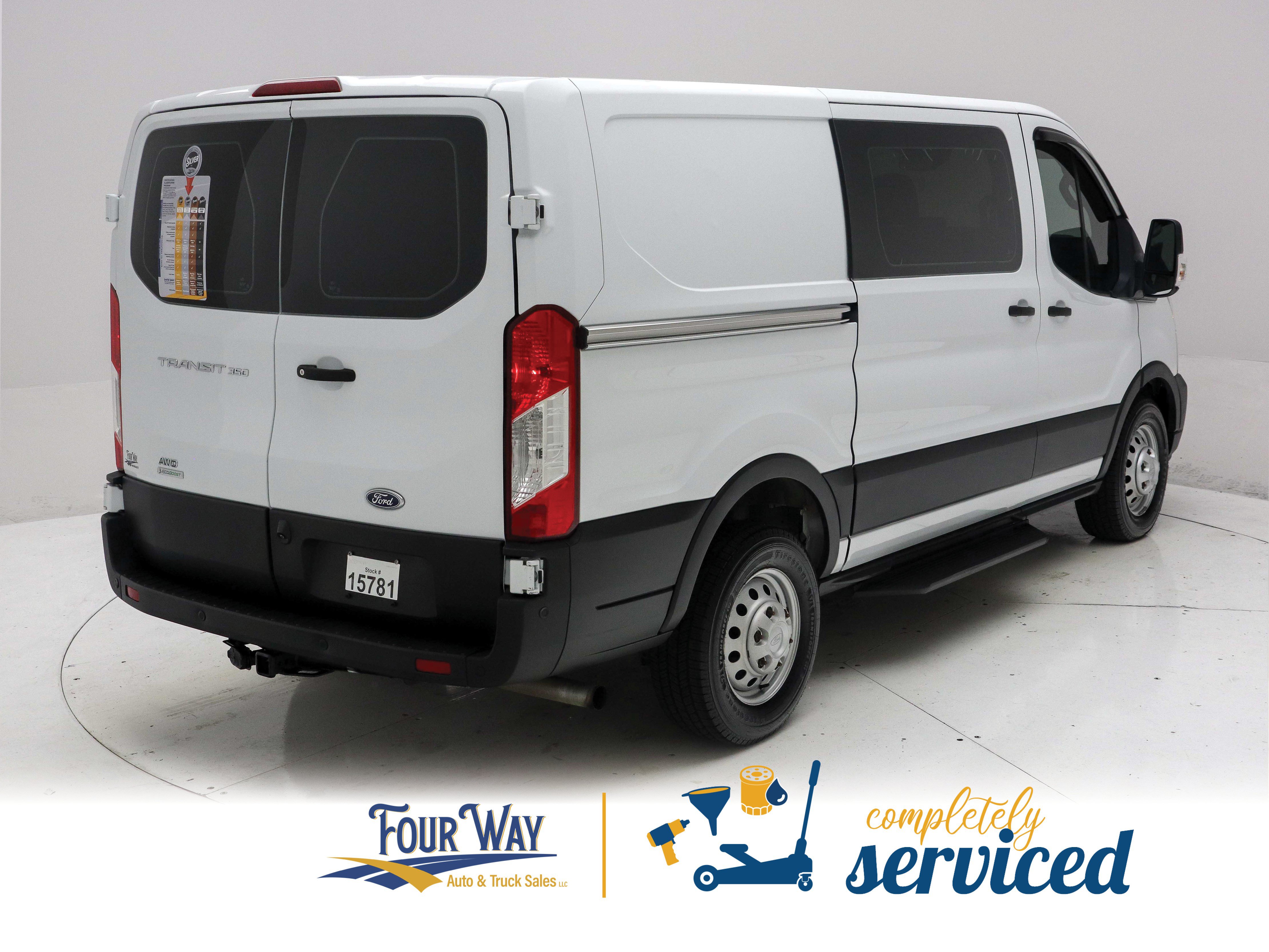 Used 2020 Ford Transit 350 Low Roof AWD image 4