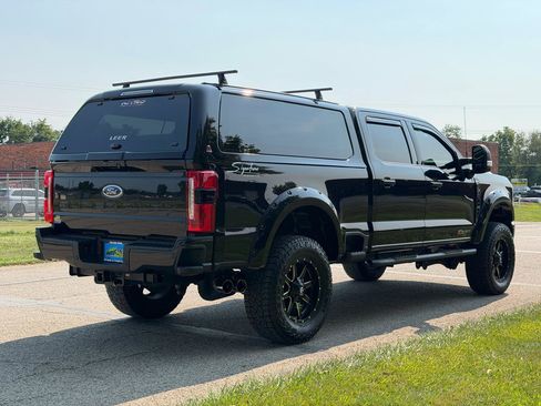 Used 2023 Ford F250 XLT w/ XLT Premium Package AWD/4WD image 6