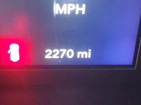 Used 2025 Jeep Wrangler Sport image 31