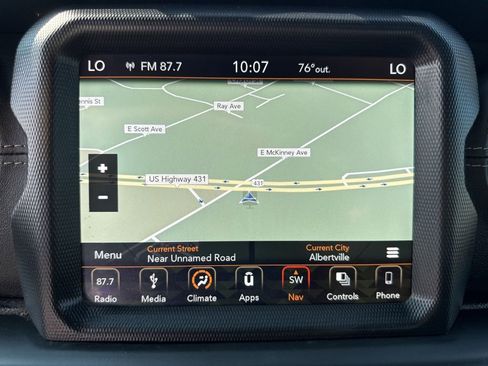 Used 2018 Jeep Wrangler Unlimited Sahara w/ Quick Order Package 24M Moab image 37