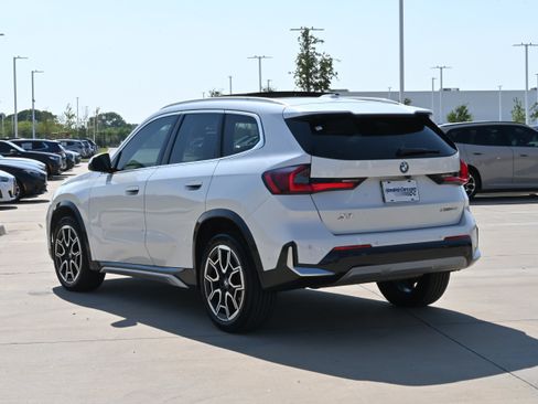 Used 2026 BMW X1 xDrive28i AWD/4WD image 6