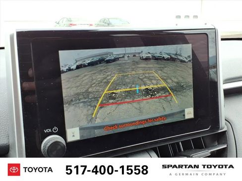 Used 2025 Toyota RAV4 XLE AWD/4WD image 24