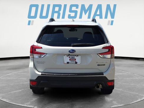 Certified 2022 Subaru Forester Premium AWD/4WD image 5