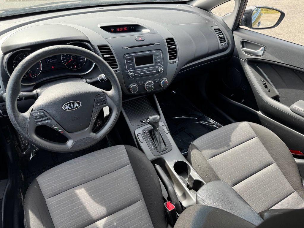 Used 2014 Kia Forte LX FWD image 11