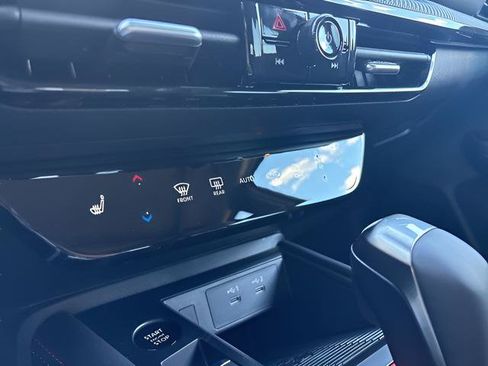 New 2026 Nissan Kicks SR w/ SR Premium Package AWD/4WD image 23
