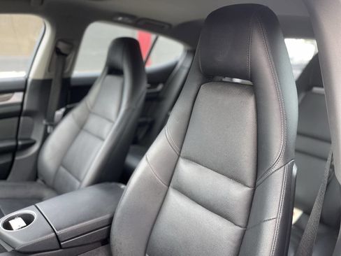 Used 2016 Porsche Panamera 4 Edition image 15