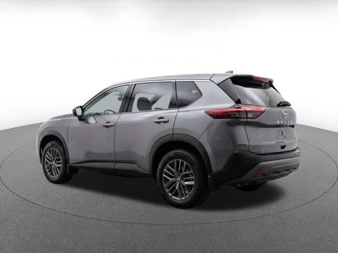 Used 2023 Nissan Rogue S AWD/4WD image 7