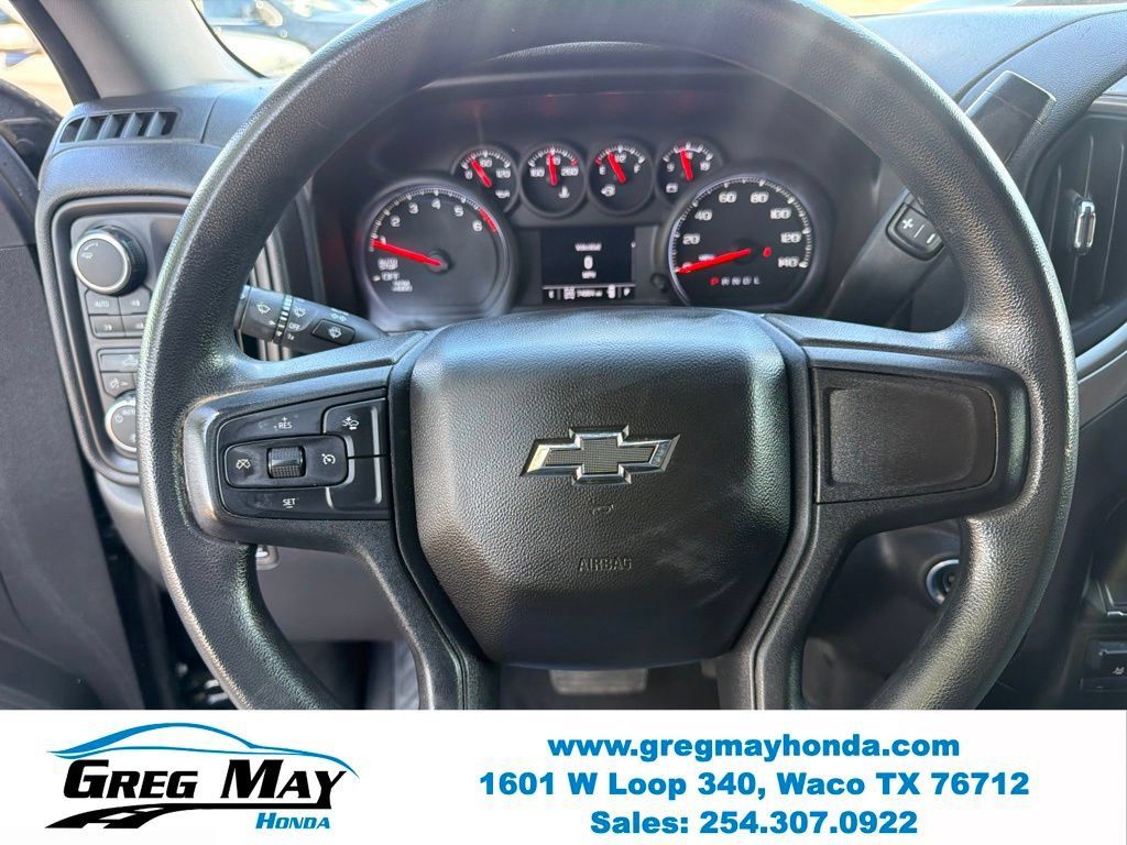 Used 2024 Chevrolet Silverado 1500 Custom Trail Boss w/ Turbomax Blackout Package AWD/4WD image 15