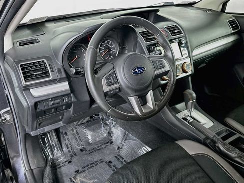 Used 2016 Subaru Crosstrek 2.0i Premium AWD/4WD image 9