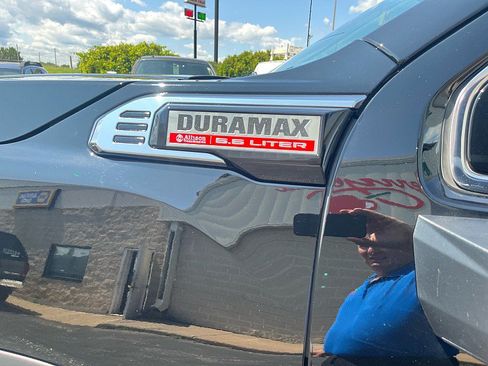 Used 2025 GMC Sierra 2500 Denali AWD/4WD image 18