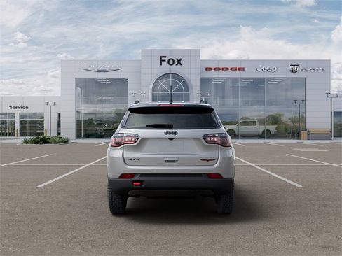 New 2026 Jeep Compass Trailhawk image 7