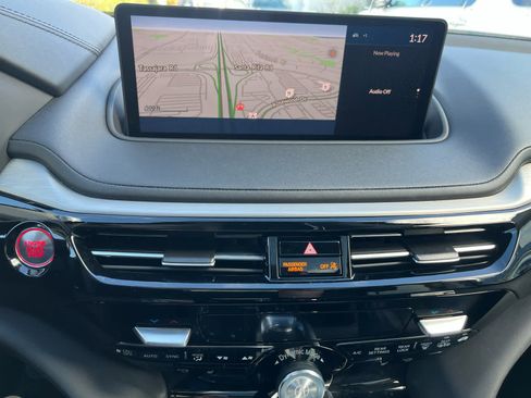 Used 2024 Acura MDX w/Technology Package image 25