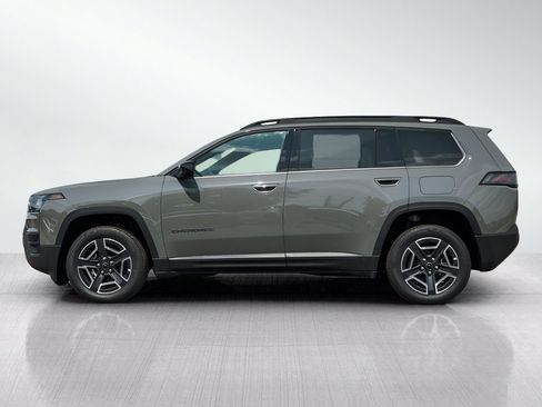 New 2026 Jeep Cherokee Laredo AWD/4WD image 4