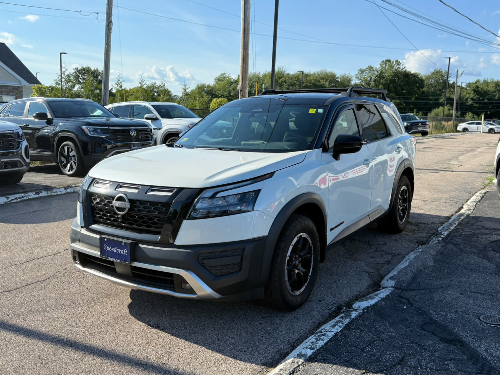 Used 2024 Nissan Pathfinder Rock Creek AWD/4WD image 3