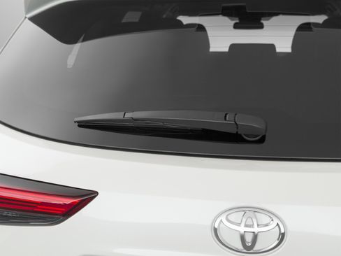 Used 2021 Toyota Highlander L FWD image 60