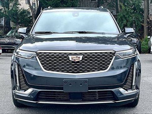 Used 2023 Cadillac XT6 Premium Luxury w/ Platinum Package AWD/4WD image 2