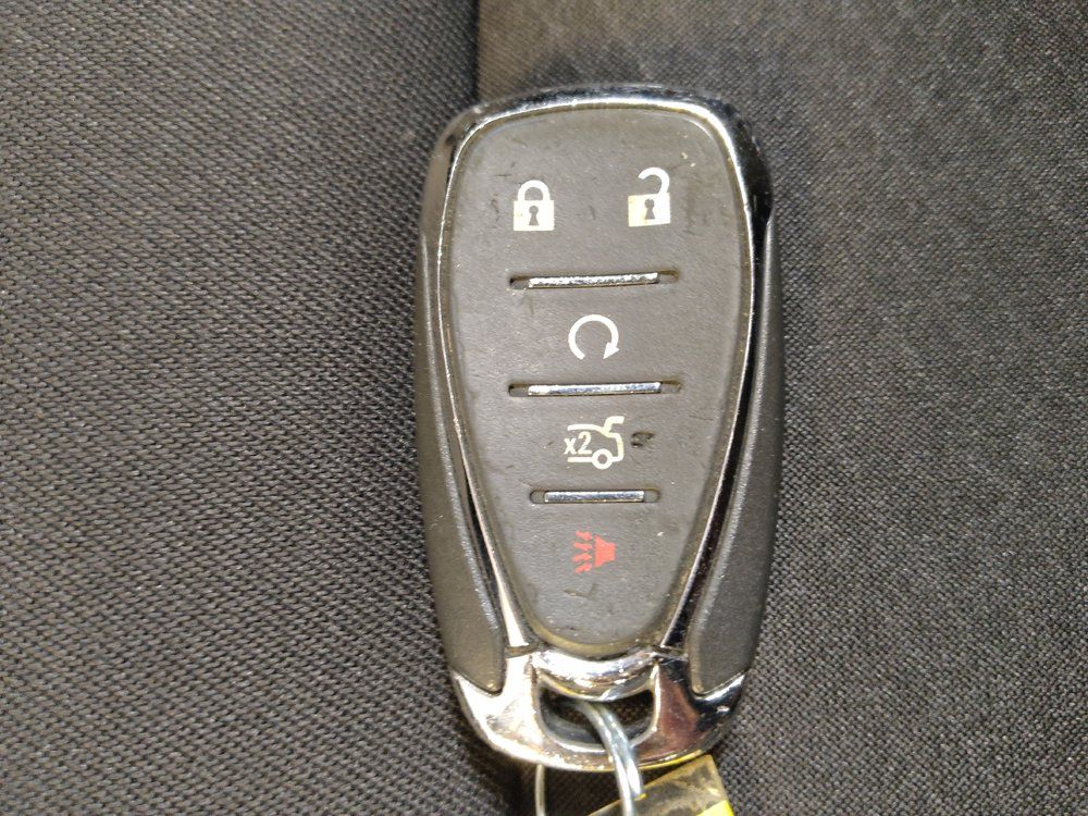 Used 2023 Chevrolet Malibu LT FWD image 32