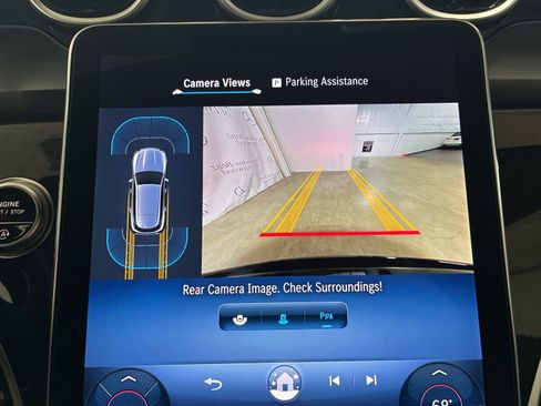 Used 2025 Mercedes-Benz GLC 300 GLC 300 image 16