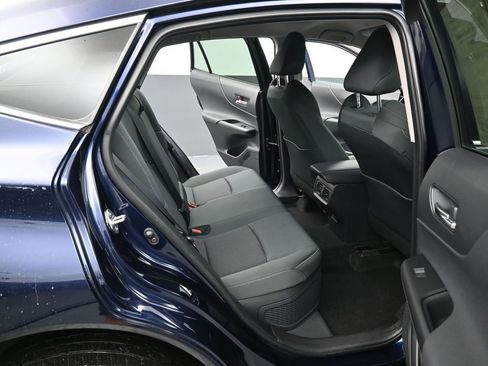 Certified 2024 Toyota Venza LE image 33