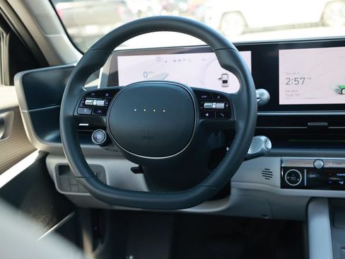Used 2025 Hyundai Ioniq 6 SEL AWD/4WD image 27