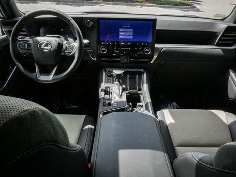 Used 2024 Lexus GX 550 AWD/4WD image 28