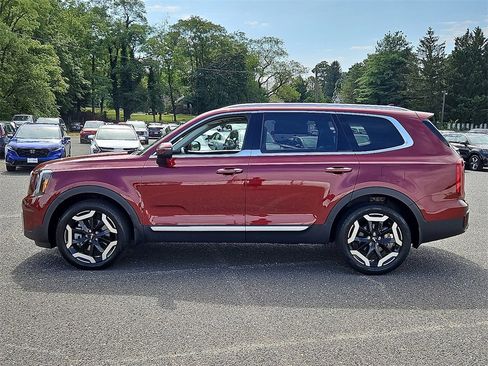 Used 2023 Kia Telluride S w/ S Sunroof Package image 4