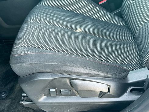 Used 2017 Chevrolet Equinox LS image 9