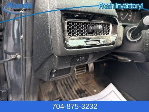 Used 2023 Honda Civic Sport image 19