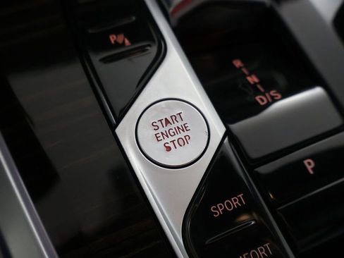 Used 2024 BMW X5 xDrive40i w/ Parking Assistance Package image 37