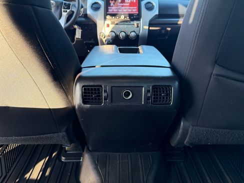 Used 2015 Toyota Tundra SR5 image 20