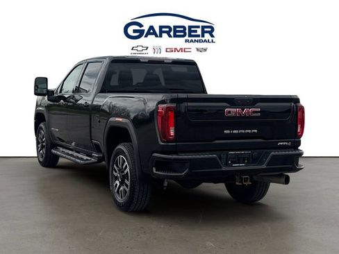 Used 2021 GMC Sierra 2500 AT4 AWD/4WD image 3