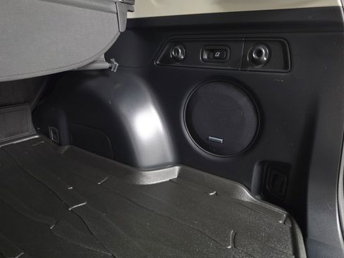 Used 2023 Subaru Forester Touring image 20