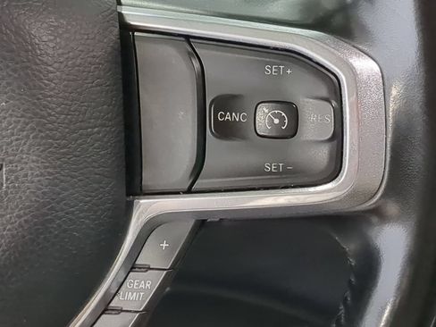 Used 2022 RAM 1500 Laramie AWD/4WD image 31